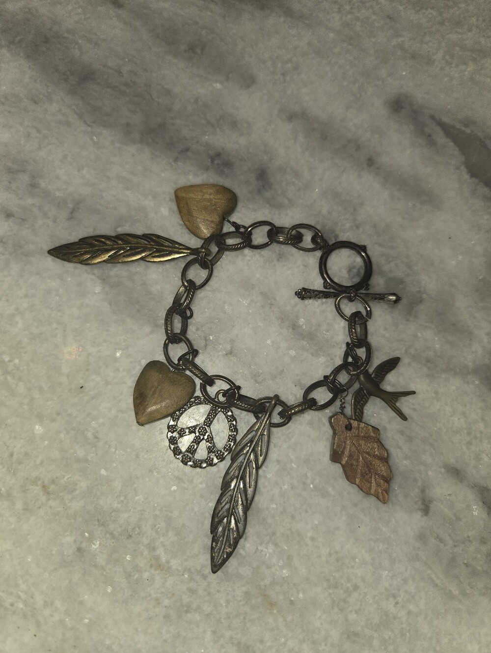 Boho Mixed Charm Bracelet – Feathers, Hearts, Peace Sign, Bird✨
